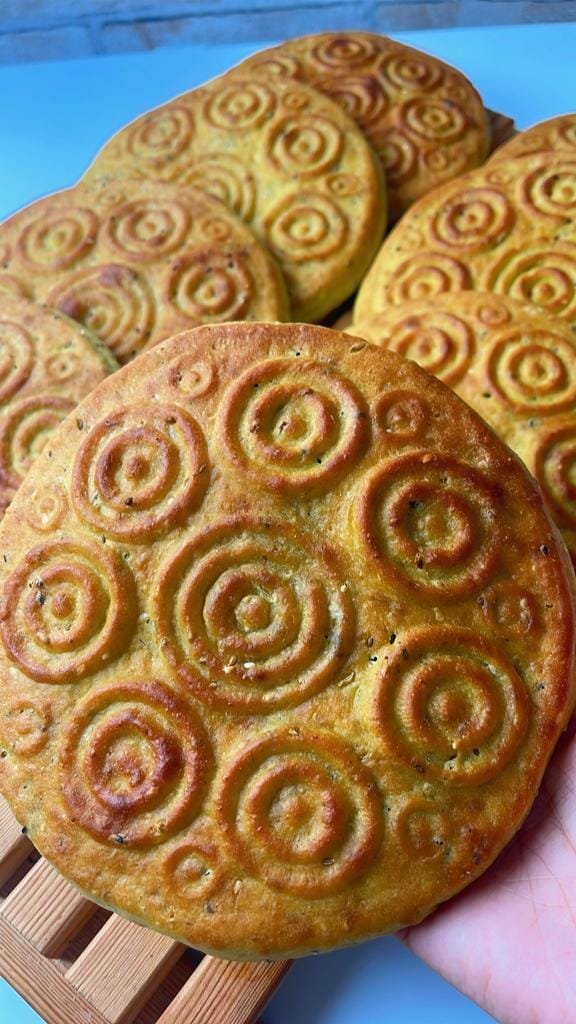خبز العيد(5  ارغفة)